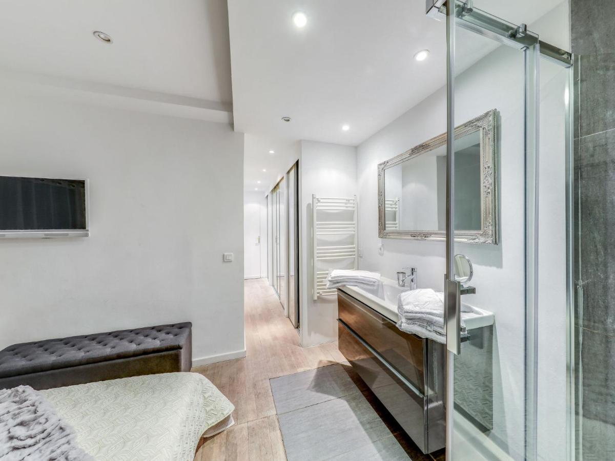 Apartment Rue Du Commandant Guichard By Interhome Saint-Tropez Kültér fotó